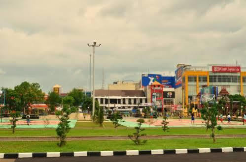 Mahadria Hotel Serang Buitenkant foto