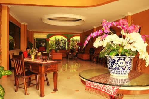 Mahadria Hotel Serang Buitenkant foto